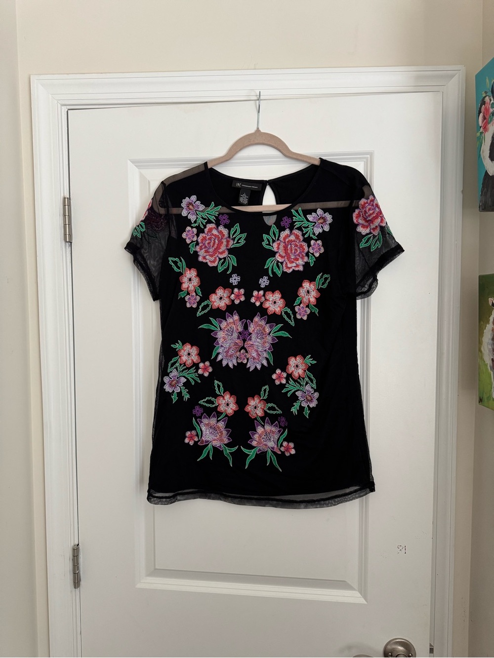 INC top size large